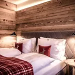 Kitzhof Mountain Design Resort, 4 Sterne Superior فندق 4*