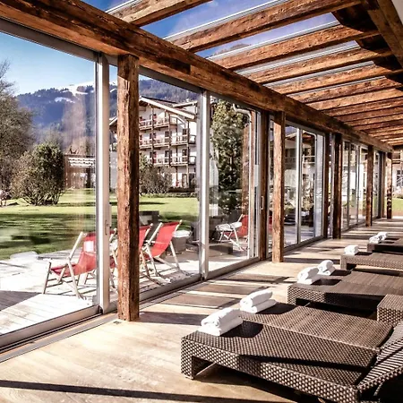 Kitzhof Mountain Design Szálloda 4*