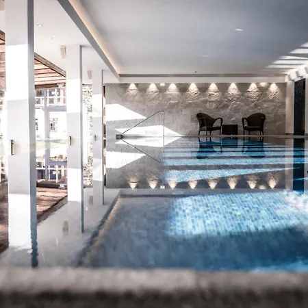 Kitzhof Mountain Design Hotel