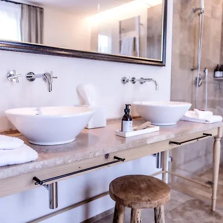 Kitzhof Mountain Design 5*