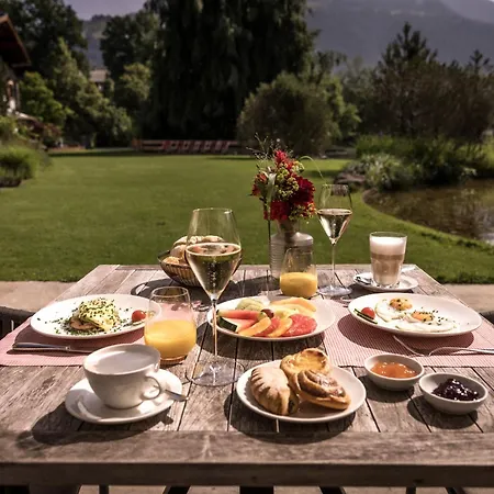Hotel Kitzhof Mountain Design Resort, 4 Sterne Superior Kitzbuhel