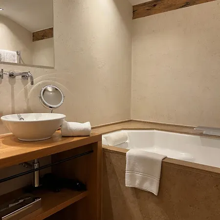 فندق Kitzhof Mountain Design Resort, 4 Sterne Superior