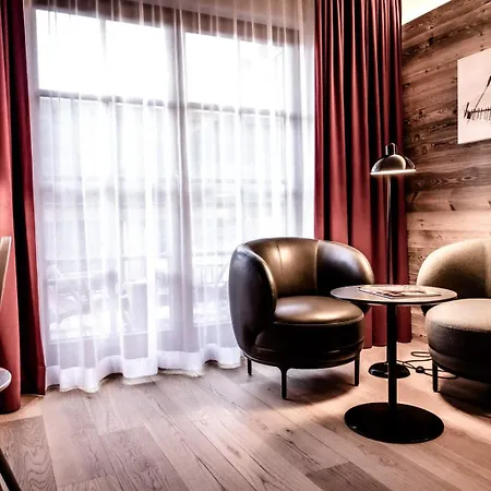 Otel Kitzhof Mountain Design