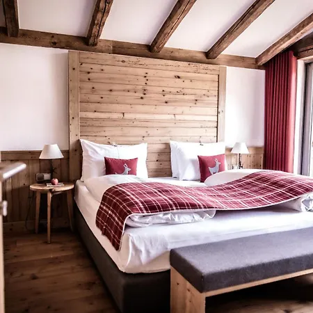 Otel Kitzhof Mountain Design